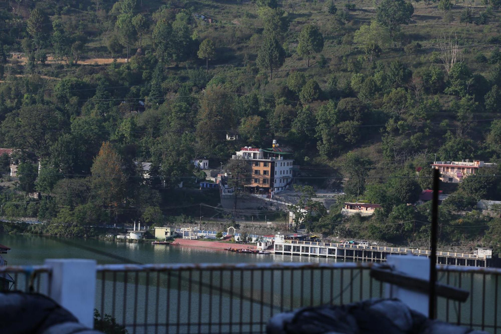 Royal Rosette Lake View Bhimtal Nainital Kültér fotó