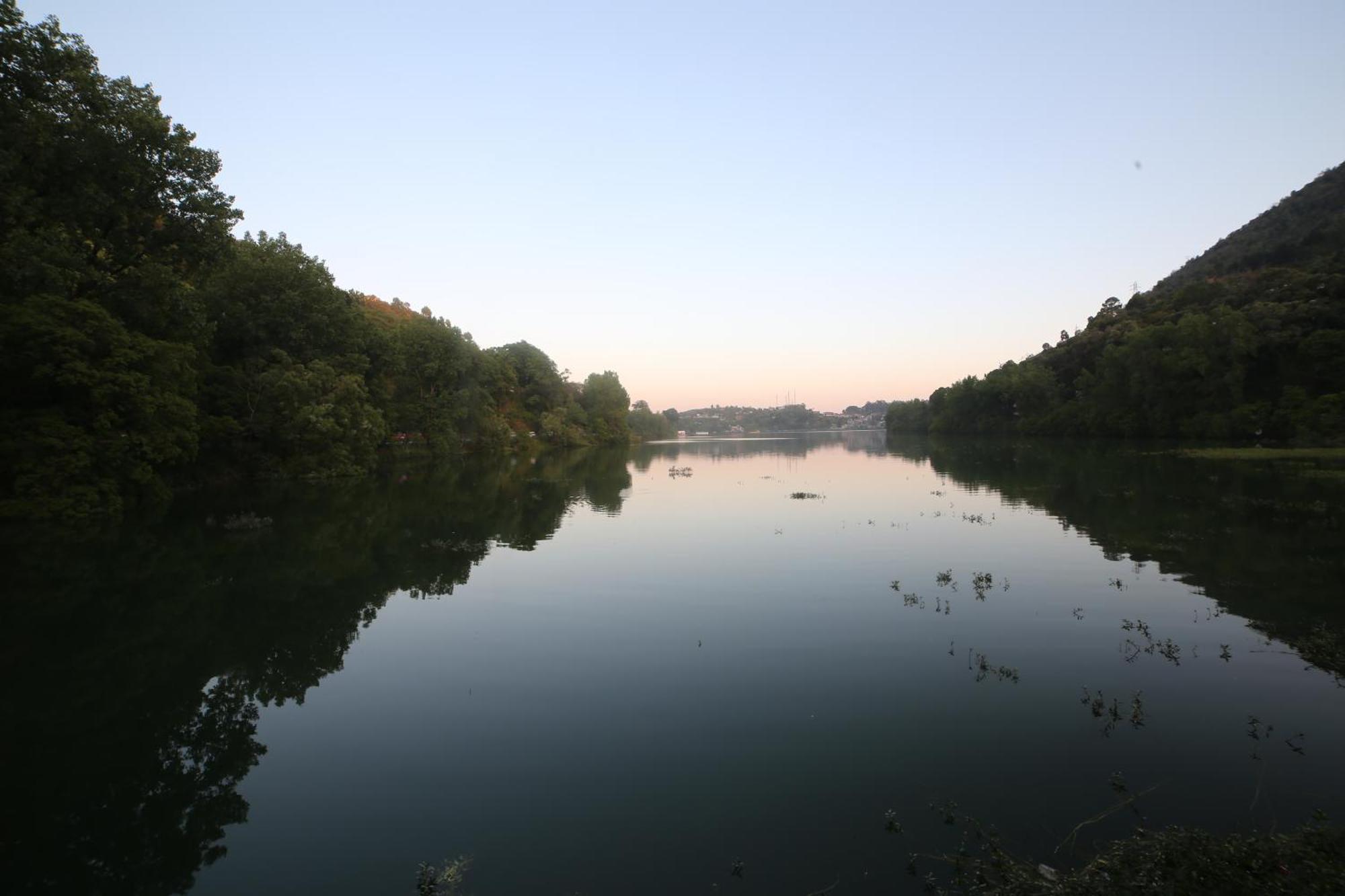 Royal Rosette Lake View Bhimtal Nainital Kültér fotó