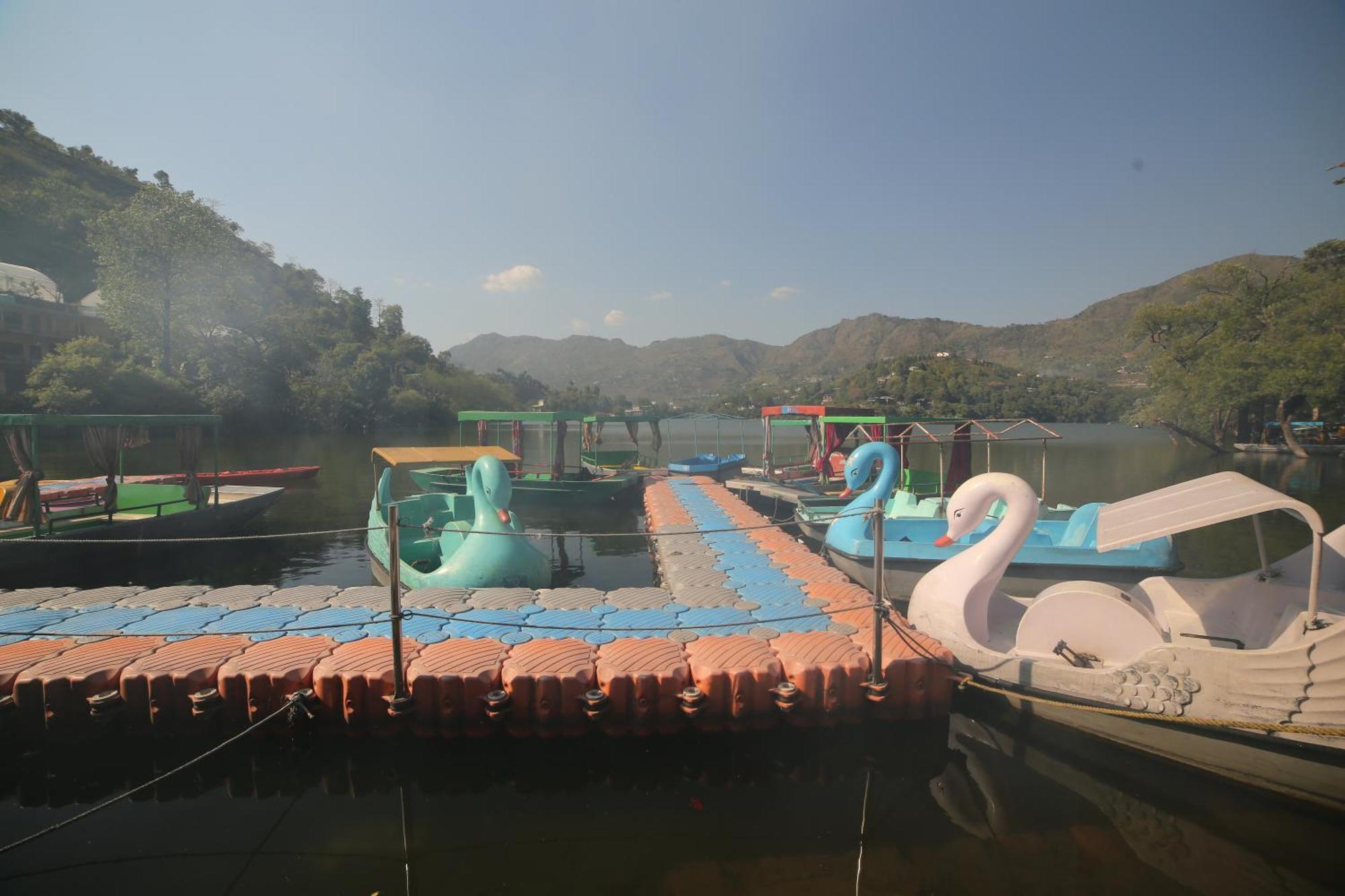 Royal Rosette Lake View Bhimtal Nainital Kültér fotó