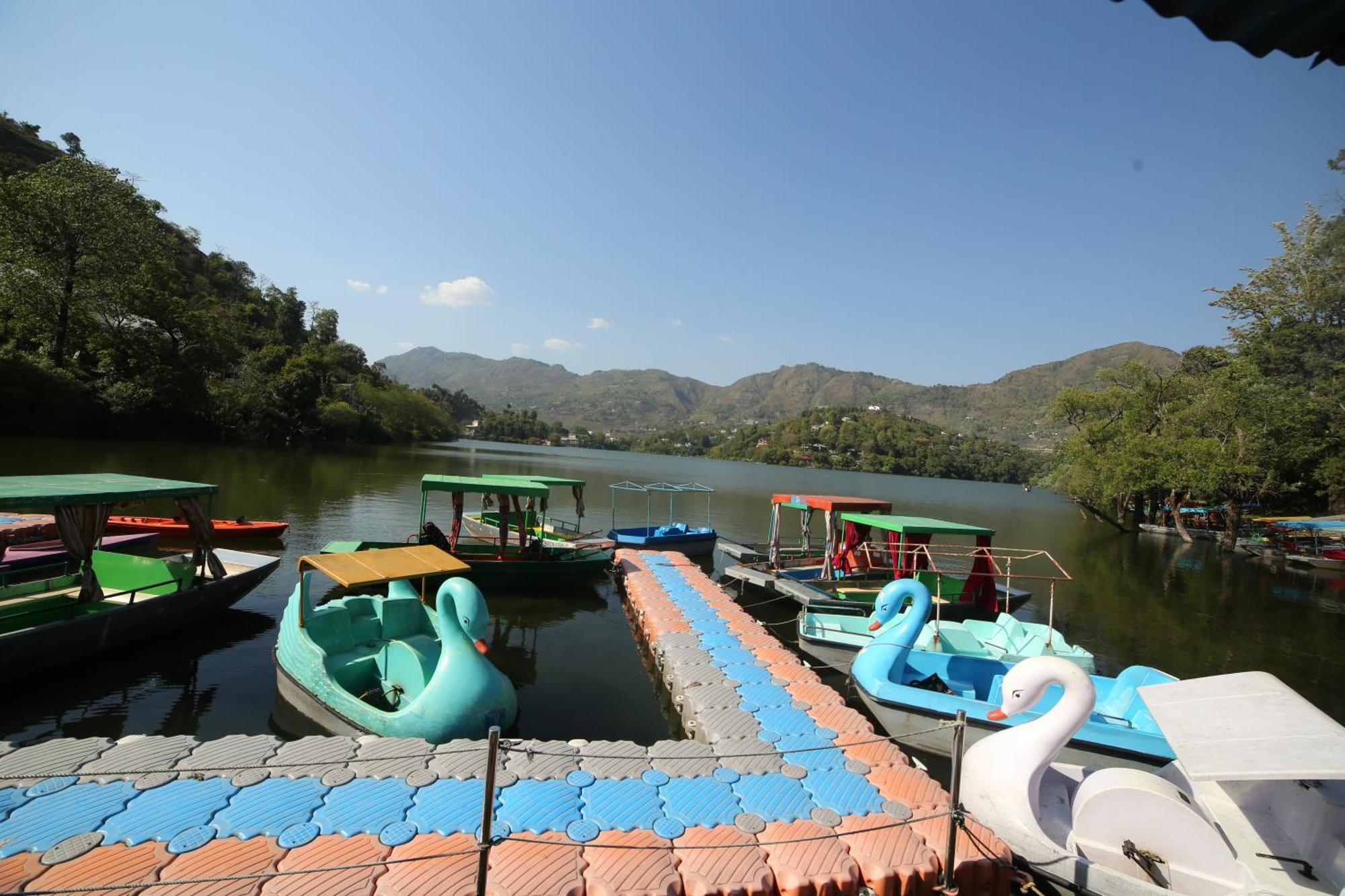 Royal Rosette Lake View Bhimtal Nainital Kültér fotó